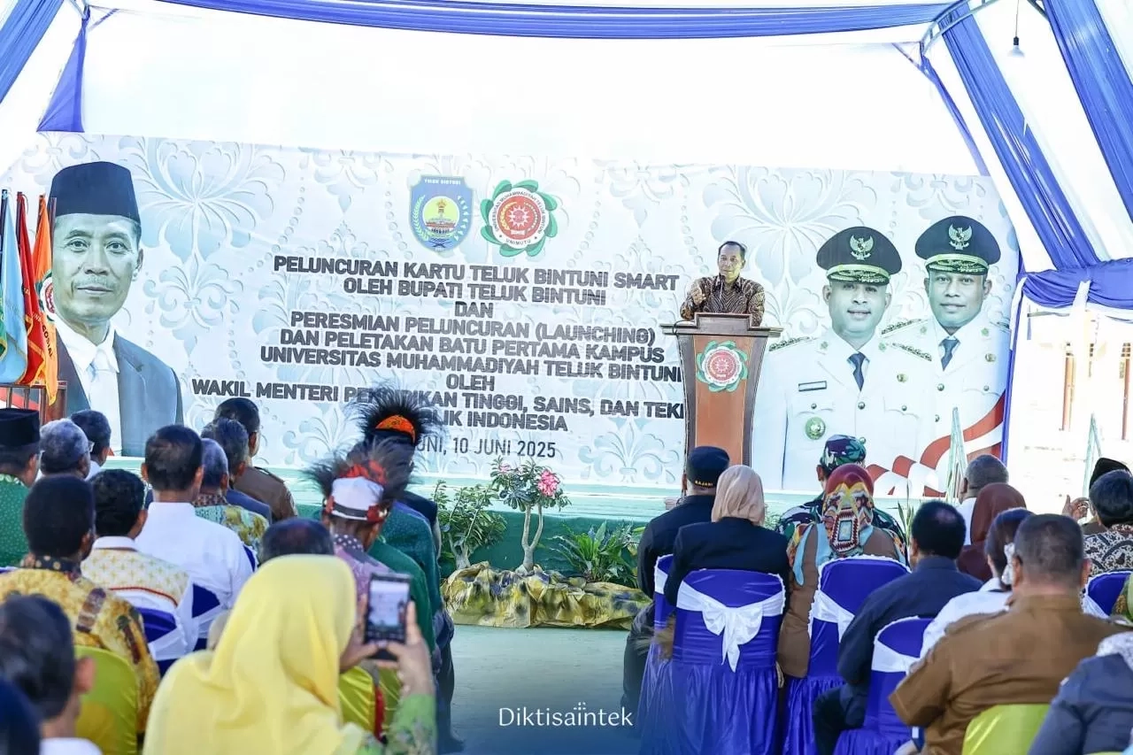 Kartu Teluk Bintuni Smart dan UNIMUTU, Jurus Pemerintah Dongkrak Pendidikan Papua