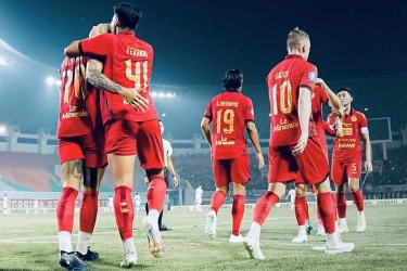 Persija Lepas 12 Pemain, Bek Muda Jadi Korban Terbaru 