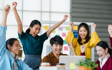 7 Keputusan Sulit Tapi Bermakna yang Bisa Mengubah Hidupmu dan Hidup Orang Lain Secara Positif