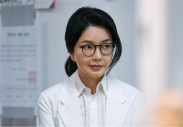 Gelar Magister Mantan Ibu Negara Korea Selatan yang Dimakzulkan, akan Dicabut Karena Tuduhan Plagiarisme