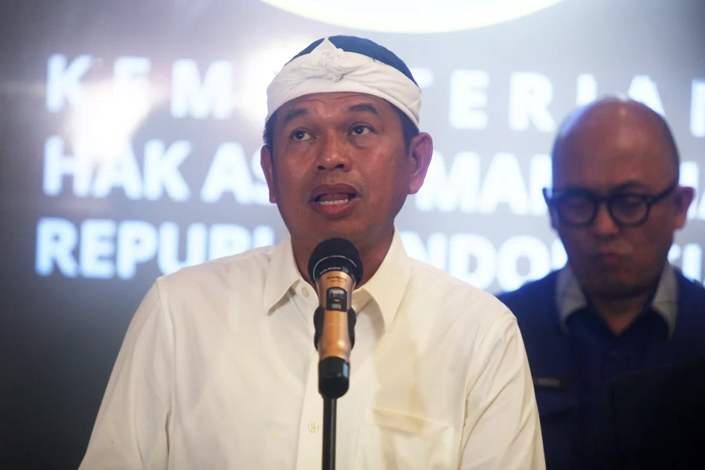 Gubernur Jabar Pulihkan Kawasan DAS Ciliwung hingga Puncak, Dedi Mulyadi Temui Menteri LH Hanif Faisol