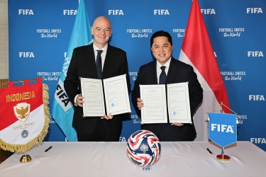 Gianni Infantino dan Erick Thohir Bertemu dalam Hari Bersejarah bagi Sepak Bola Asia