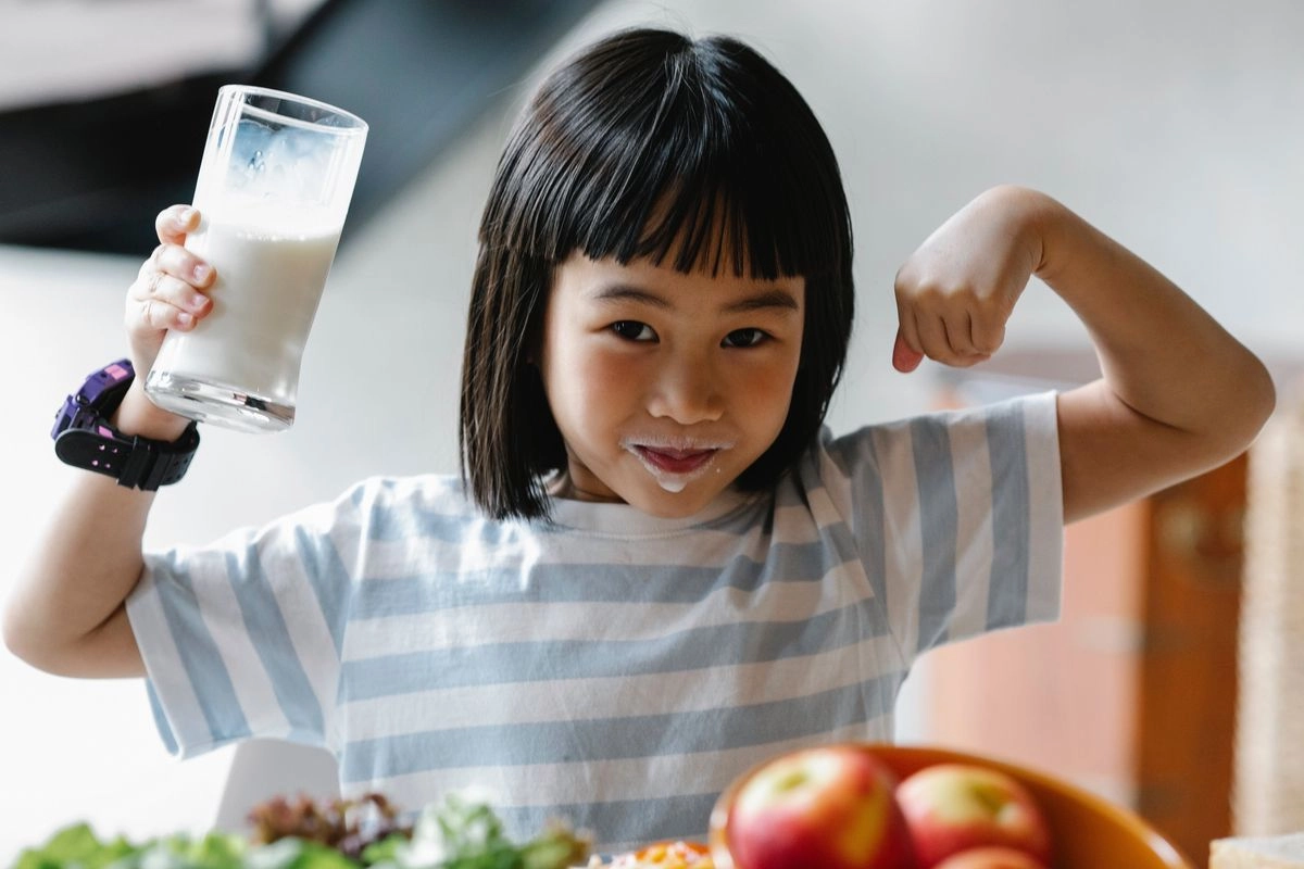 Rekomendasi Takaran Susu untuk Anak Menurut Dokter, Bukan 2 Liter