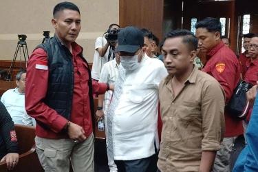 Tak Beri Vonis 20 Tahun, Hakim Pertimbangkan Zarof Masih Jadi Tersangka TPPU