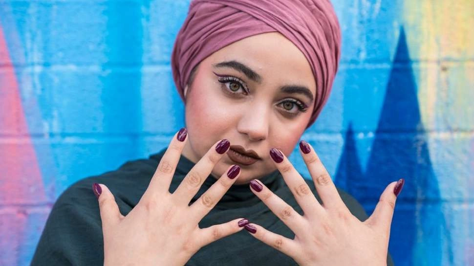 10 Warna Kutek yang Cocok untuk Kulit Sawo Matang, Bikin Penampilan Makin Elegan dan Mewah