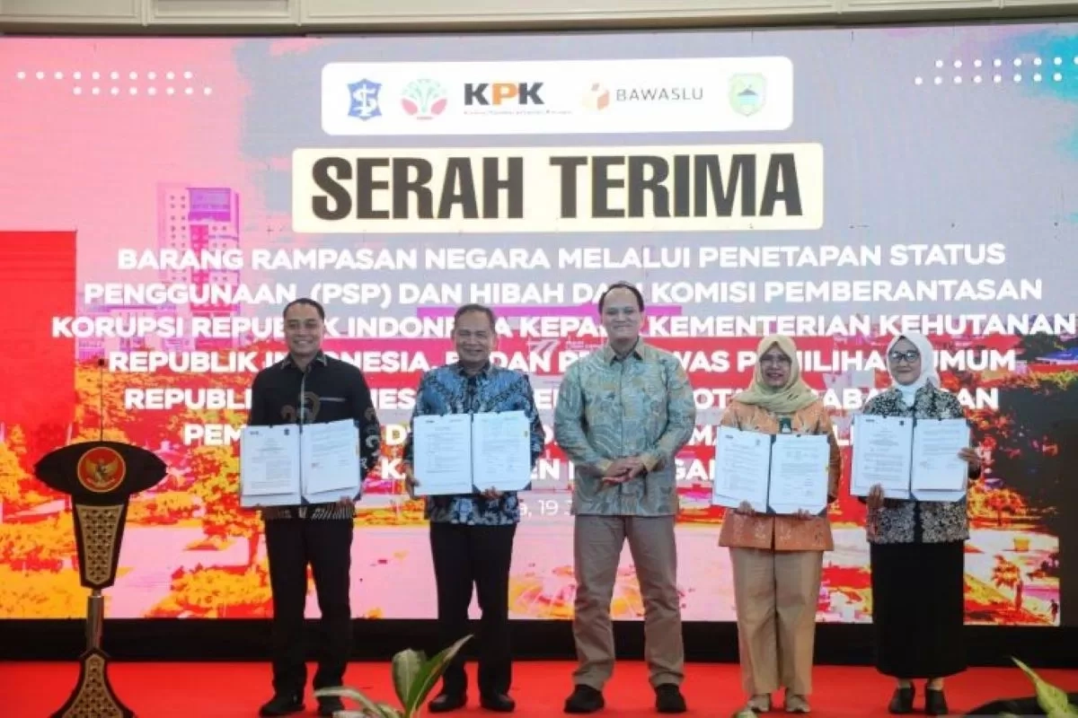 Pemkot Surabaya Kembali Terima Hibah Aset Rampasan KPK