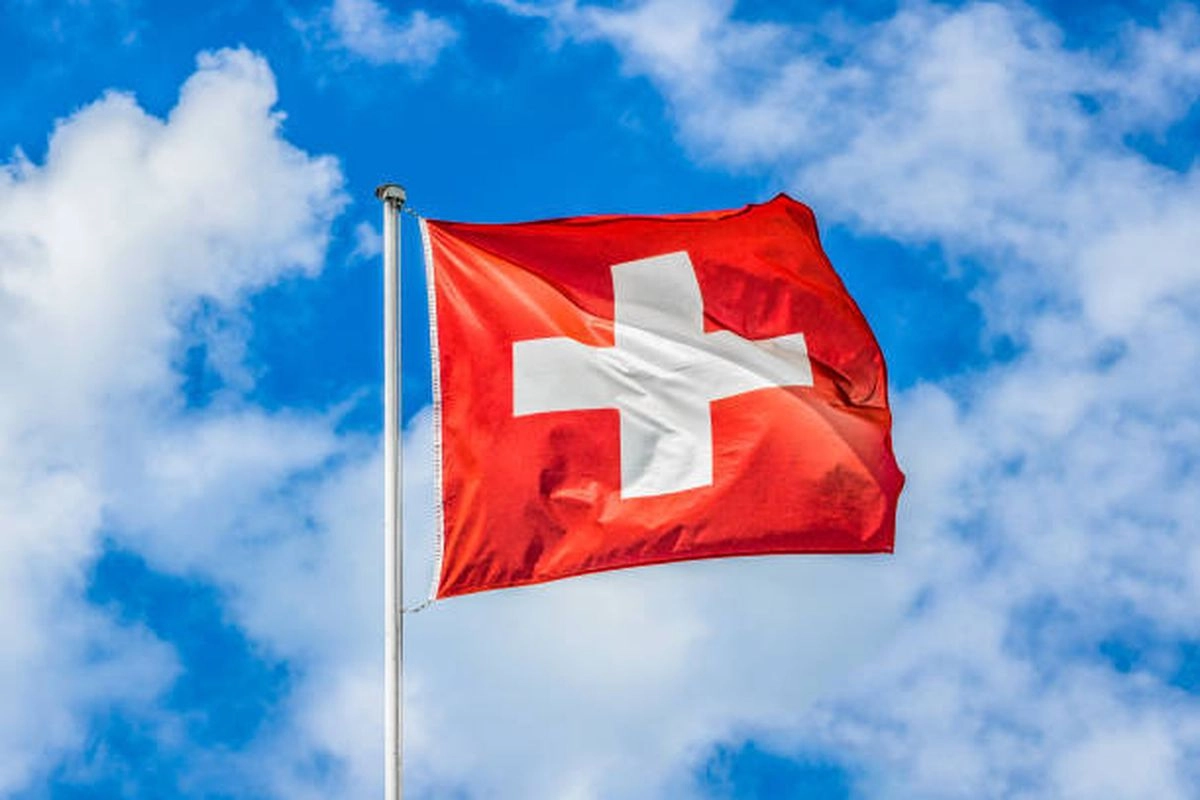 Bank Sentral Swiss Turunkan Suku Bunga Jadi 0 Persen