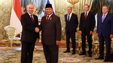 Disambut Hangat Putin di Kota Kelahirannya, Prabowo Jadi Tamu Kehormatan di 'Davos Rusia'