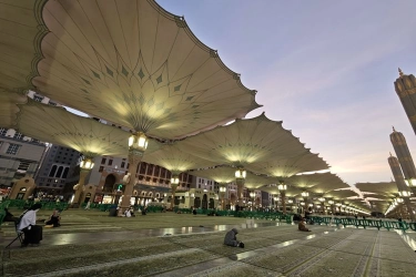 Banyak Jemaah Kunjungi Madinah, PPIH Aktifkan 5 Pos di Sekitar Masjid Nabawi