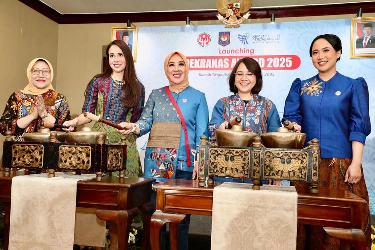 Dukung Penguatan Ekonomi Kreatif, Tri Tito Karnavian Apresiasi Peluncuran Dekranas Award 2025