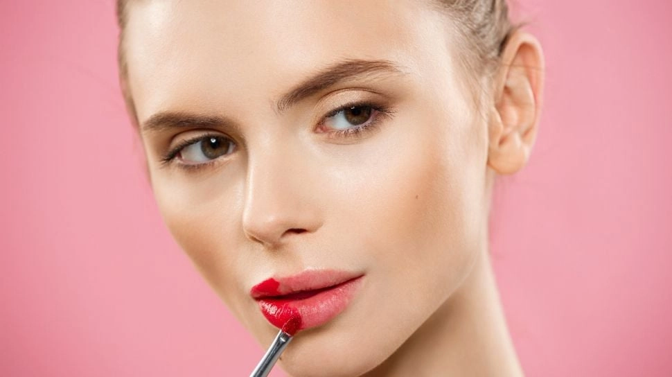 4 Rekomendasi Lip Glaze Mulai Rp70 Ribuan: Bibir Sehat Berkilau dan Warna Tak Mudah Luntur