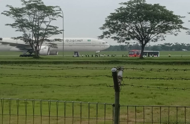 Pesawat Saudia Airlines Kembali Diancam Bom dan Terpaksa Mendarat Darurat, Bawa Ratusan Jemaah Haji Pulang ke Indonesia