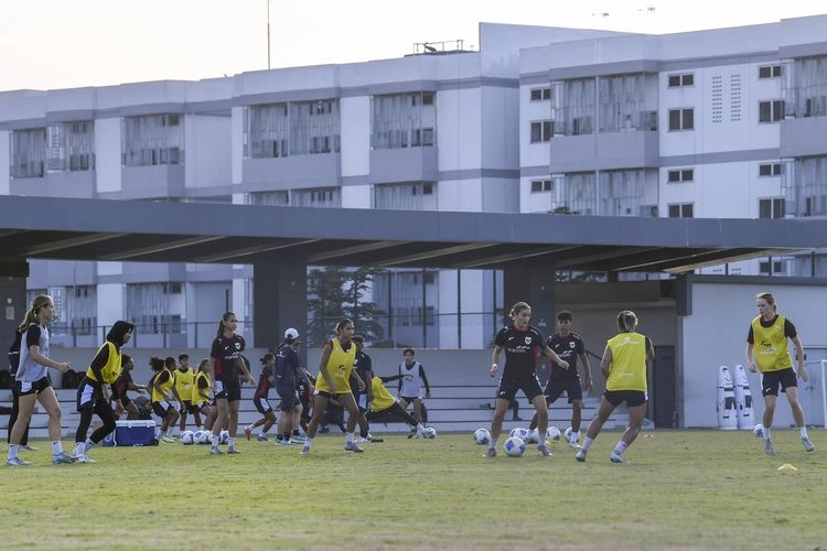 Alasan Coach Mochi Libatkan Pelatih Timnas U19 Putri di Timnas Putri Senior