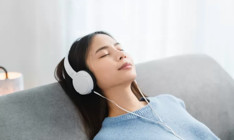 Ahli Saraf Ungkap Musik Ternyata Dapat Menyentuh Semua Bagian Otak: Mulai dari Emosi, Memori, hingga Bikin Tubuh Ikut Bergerak