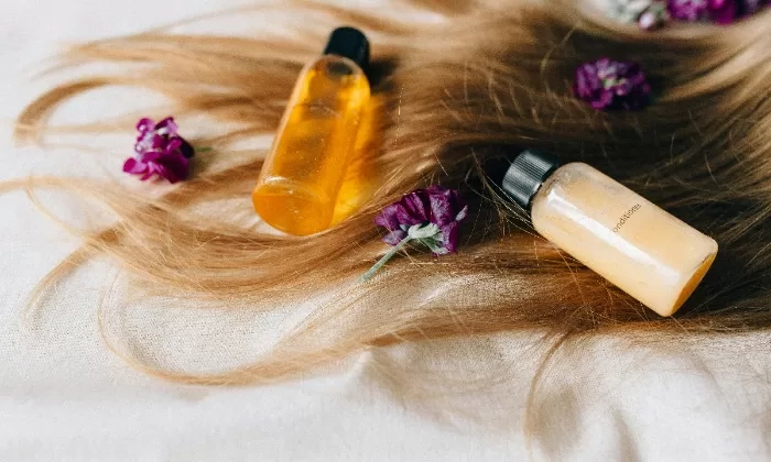 Bahan-Bahan Serum Rambut untuk Rambut Kering dan Kusut, Termasuk Silikon!