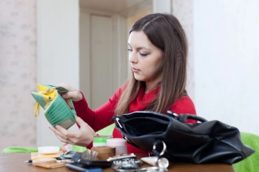 7 Kesalahan Frugal Living yang Justru Bisa Buat Kantong Anda Jebol