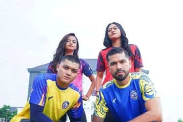 Arema FC Rilis Jersey Baru, Langsung Dipakai di Piala Presiden 2025