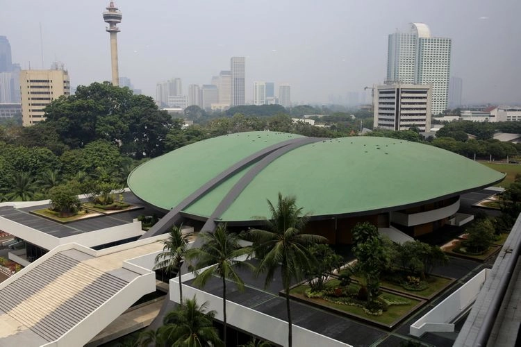 KPK Sebut Satu Tersangka Gratifikasi di MPR Terima Uang Rp 17 Miliar