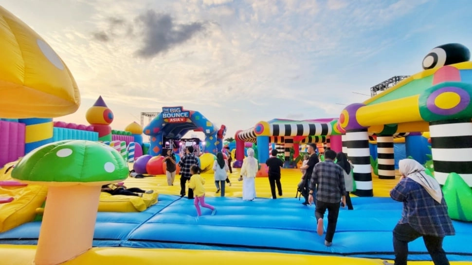Indonesia Kedatangan Wahana Inflatable Terbesar di Dunia! Liburan Sekolah Jadi Lebih Seru