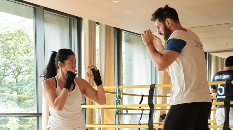 Rahasia di Balik Tubuh Baru Anggun: Latihan Kickboxing Intensif Demi Serial Terbaru