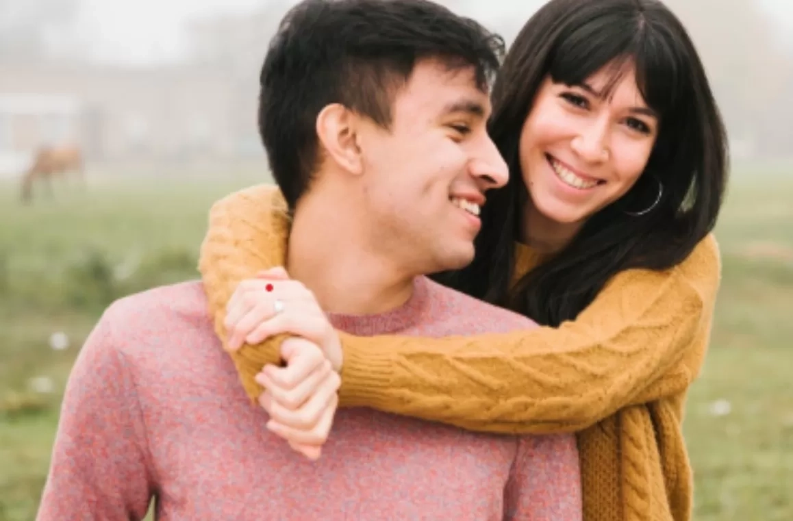 6 Kebiasaan Tanpa Pamrih yang Bikin Cinta Bertahan Puluhan Tahun, Meski Pasanganmu Tak Sempurna