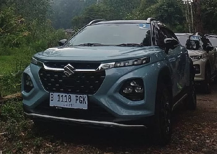 Guyuran Fitur Keselamatan Suzuki Fronx Jadi Modal Bersaing di Segmen SUV Kompak