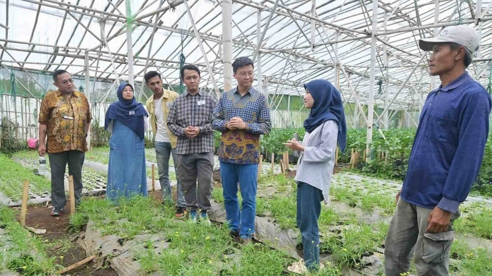 Bagaimana Inovasi Anak Muda di Bandung Barat Bantu Petani Beradaptasi dengan Perubahan Iklim?