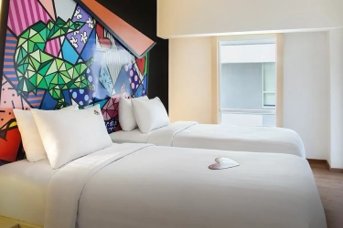 5 Rekomendasi Hotel di Surabaya Murah dan Bagus untuk Staycation Keluarga, Mulai 100 Ribuan!