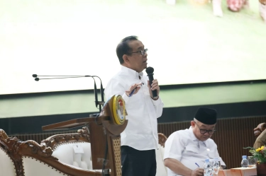 Saat Retret Kepala Daerah, Menko PMK Pratikno Minta Manfaatkan Penduduk Usia Produktif untuk Tingkatkan Perekonomian