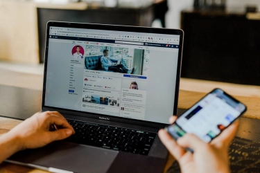 Grup-grup Facebook di Seluruh Dunia Alami Blokir Massal, Meta Janji Atasi Masalah