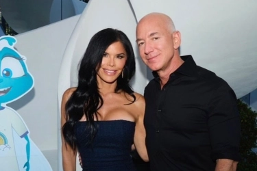 Jeff Bezos Akan Menikah, Ada Permintaan Unik untuk Tamu Undangan
