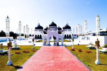 Penyebab Indonesia Digeser Malaysia hingga UEA di Indeks Wisata Ramah Muslim 2025