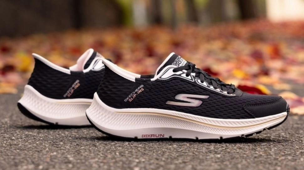 4 Rekomendasi Sepatu Olahraga Wanita Skechers: Stylish dan Nyaman untuk Sehari-hari