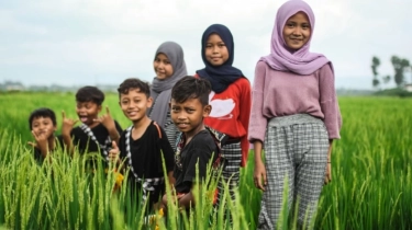 Menumbuhkan Cinta Lingkungan Sejak Dini: 7 Aktivitas Edukatif dan Ramah Anak