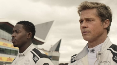 Brad Pitt Jajal Kendarai 2023 McLaren di COTA
