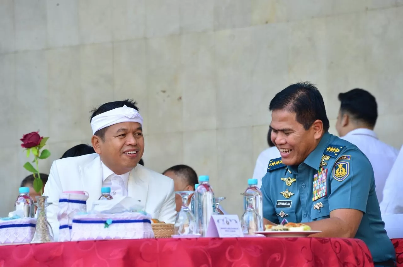Tidak Ingin Kebersihan Laut dan Sungai Tercemar, Gubernur Jawa Barat Dedi Mulyadi Ajak TNI AL Menjaga