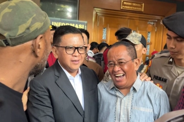 Hasto Ngaku Tak Tahu Siapa Sosok 