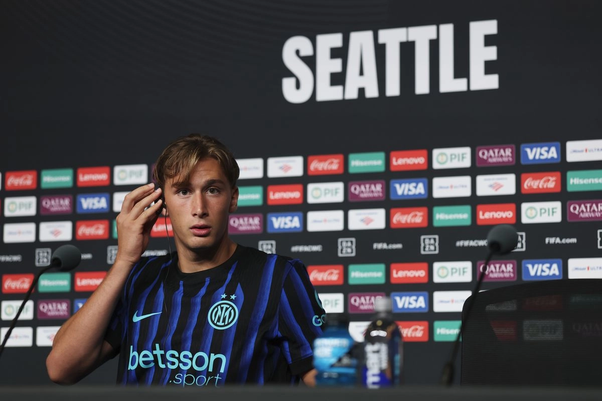 Peran Penting Chivu dalam Perkembangan Permainan Esposito di Inter