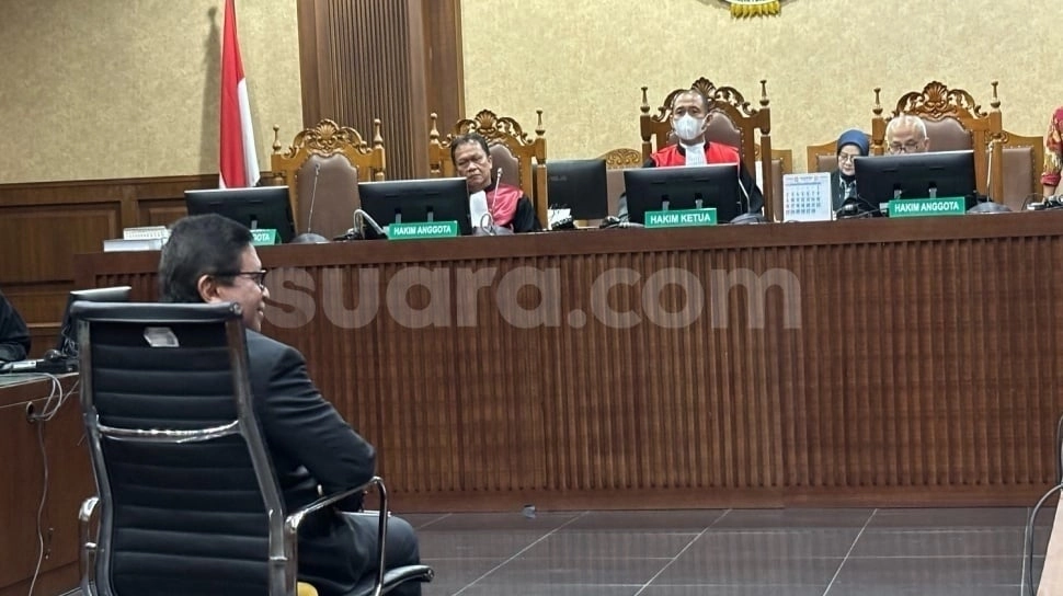Pesan Harun Masiku untuk Mega dan Puan Dibongkar Jaksa, Hasto Salahkan 'Tekanan Politik' Pilpres