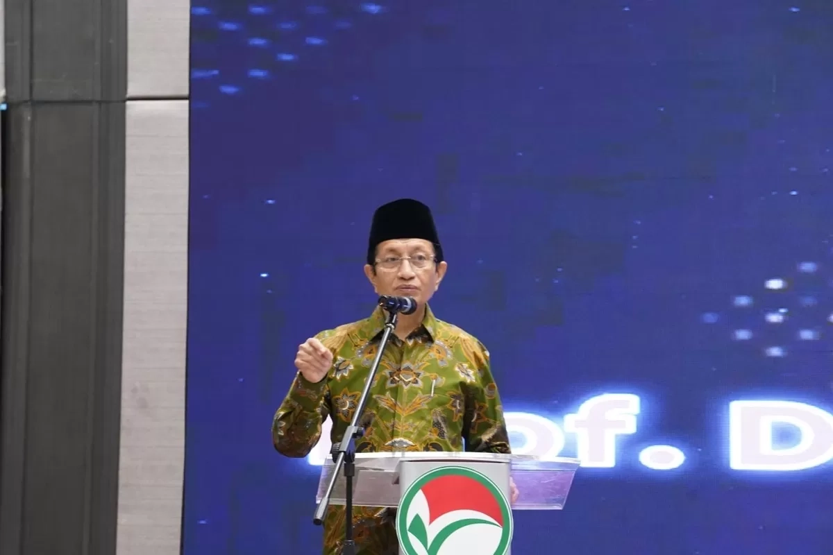 Sambut Mahasiswa Baru PTKIN, Menag: Dunia Kerja Tak hanya Butuh Kepintaran, tapi juga Kejujuran dan Kesabaran