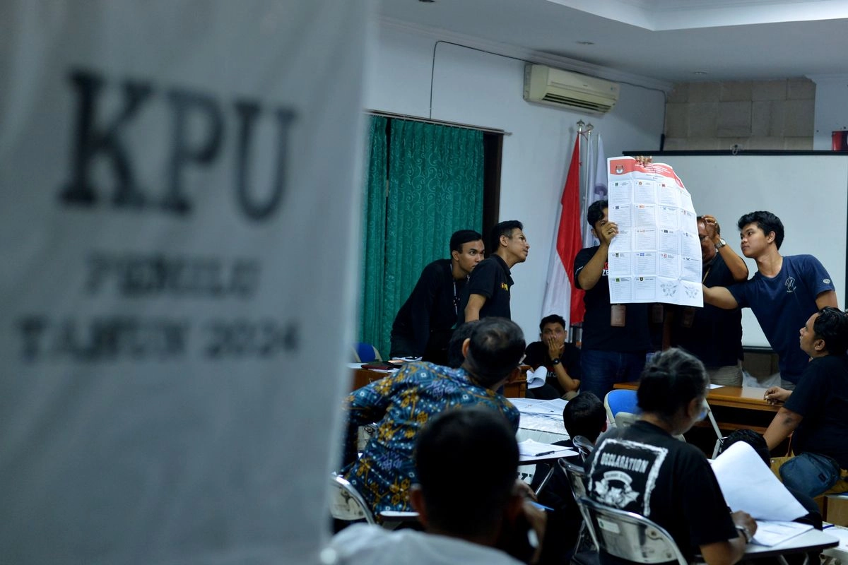 Perludem: Pemilu Serentak Sangat Melelahkan, Ratusan Petugas KPPS Meninggal