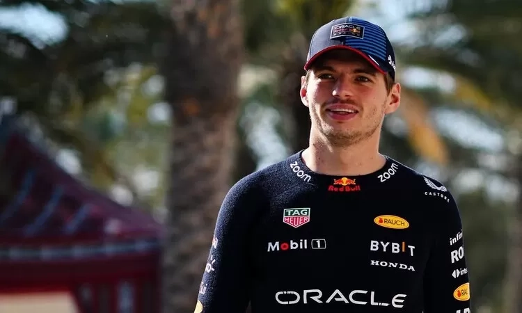 Mercedes Incar Max Verstappen, Toto Wolff Pastikan Kontrak George Russell Tetap Aman