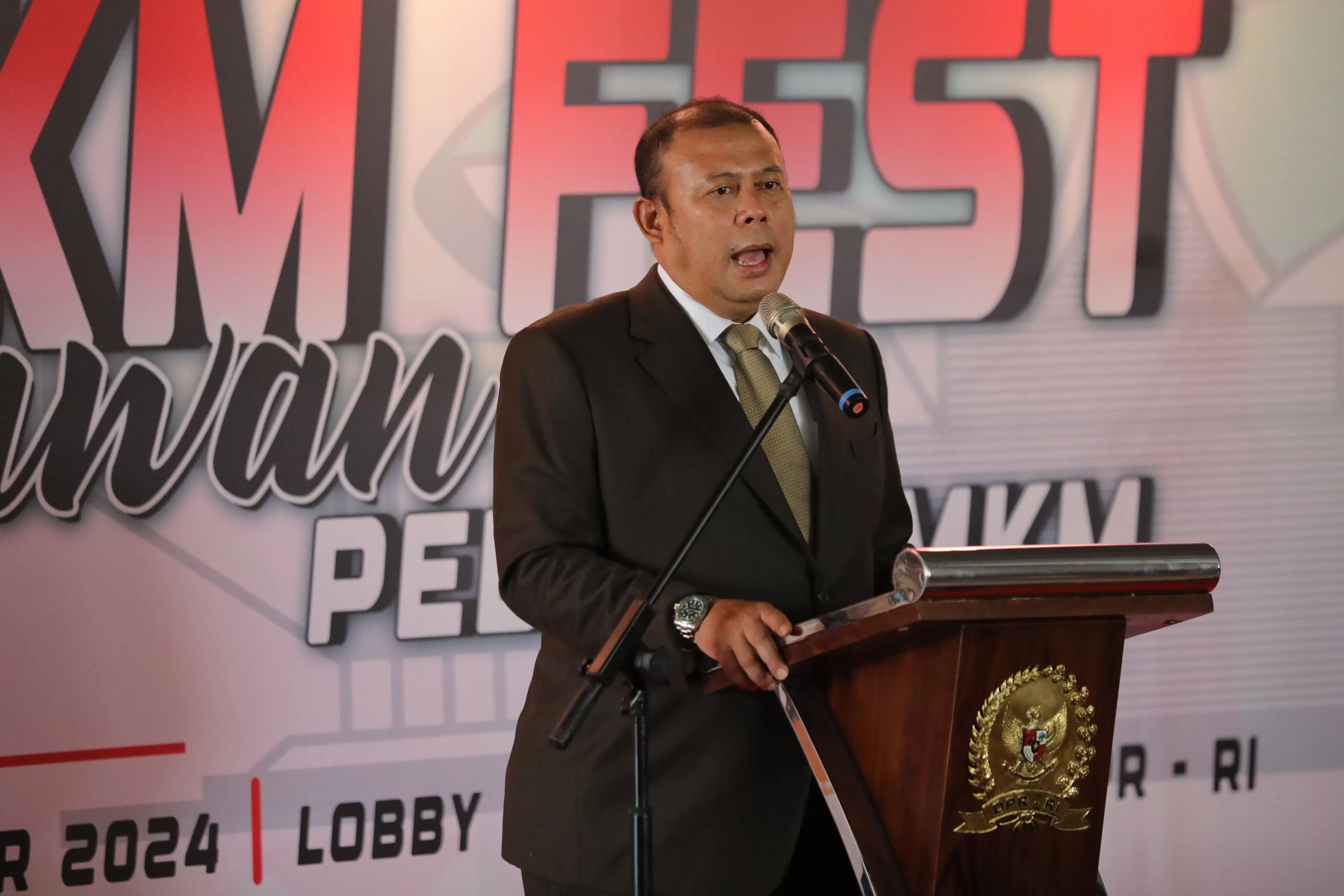 HUT ke-79 Polri, Komisi III DPR Dorong Korps Bhayangkara Lebih Bersikap Humanis ke Rakyat