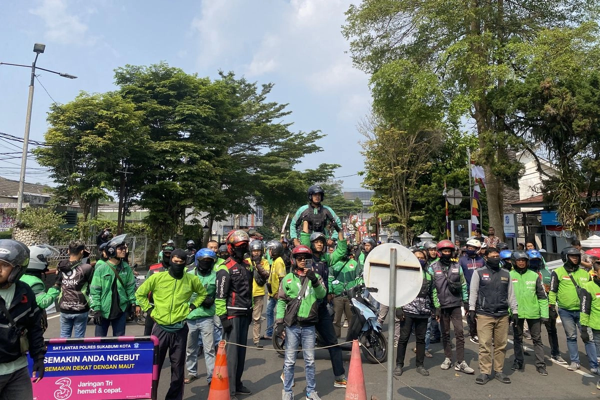 DPR Minta Kemenhub Buat Terobosan Hukum, Atur Masalah Ekosistem Ojol