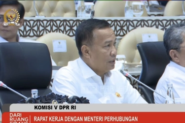 Komisi V DPR Sentil Kemenhub karena Lamban Tanggapi Tuntutan Ojol