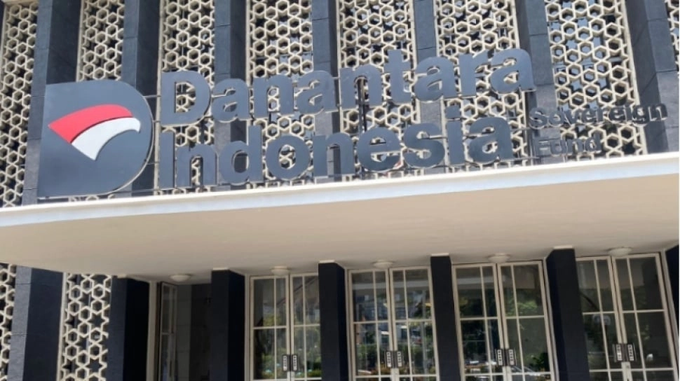 Danantara Larang BUMN Hingga Anak Usaha Ganti Direksi dalam RUPST