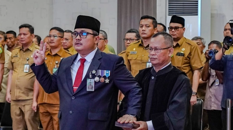 Siapa Topan Ginting? Orang Dekat Bobby Nasution Jadi Tersangka Suap Proyek Jalan Sumut
