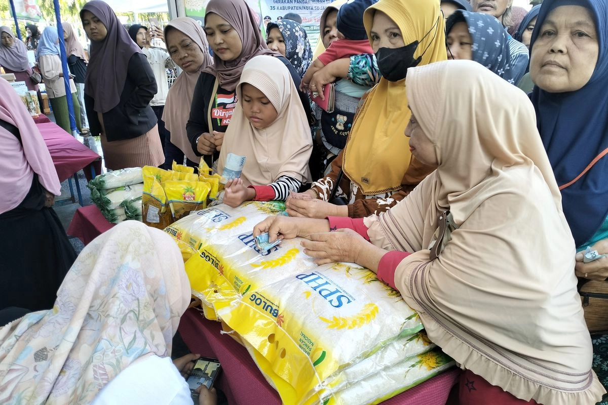 1,3 Juta Ton Beras SPHP Disalurkan Juli Ini, Berikut Daftar Daerah Penerima