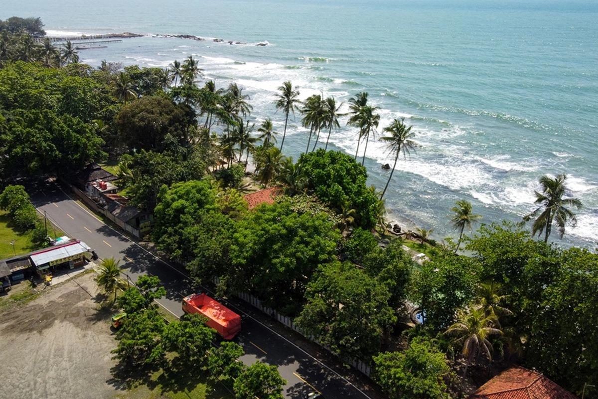 7 Pantai di Anyer buat Liburan Sekolah, Perjalanan 3 Jam dari Jakarta