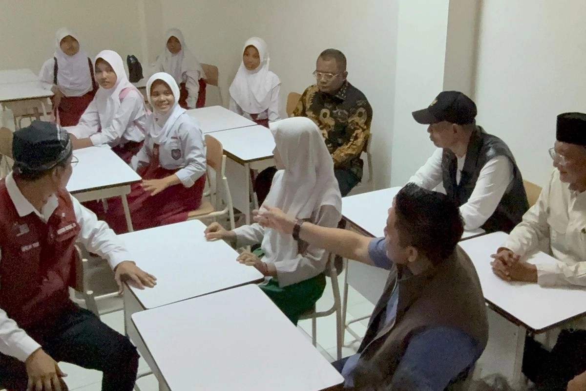 Mensos: Prabowo Ingin Memuliakan Keluarga Miskin Lewat Sekolah Rakyat